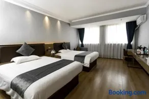 GreenTree Inn Jiangsu Suzhou Changshu Fuchunjiang International Qipeicheng Road Express Hotel - Image 1