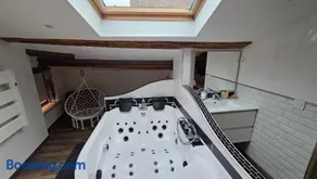 Loft Unique Romantique & Balnéothérapie - Image 2