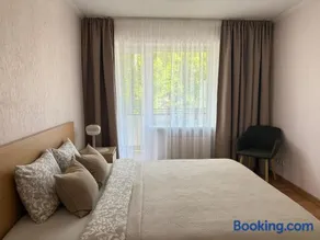 Center two bedroom apartment - Image 3
