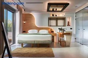 Diastar Luxury Suites NEW - Image 5