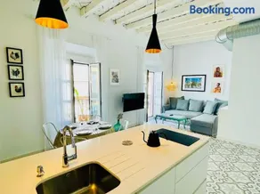 Modern apartment in the city centre, La Alameda - Image 5