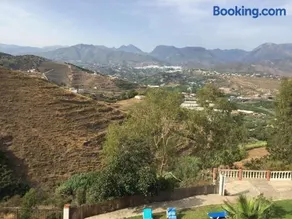 Nerja Paradise Rentals - Villa Los Girasoles - Image 3