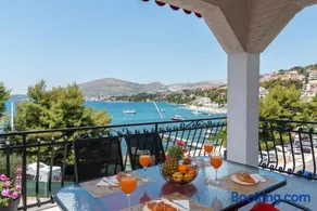 Apartments Villa Mirella 20 m from the sea - free parking - Image 1