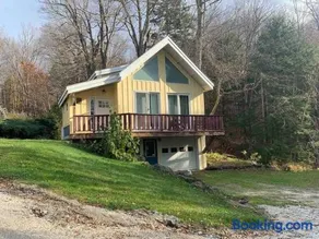 The Guest House at Sky Hollow - Image 1