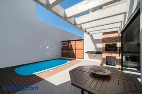 Lindo duplex geminado na Praia de Mariscal. - Image 2