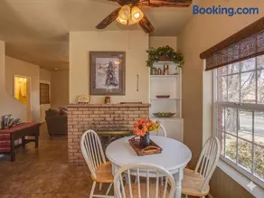 Union Street Townhouse 2BD15BA Near Whiskey Row - Image 3