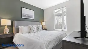 Landing Modern Apartment with Amazing Amenities (ID5464X62) - Image 2