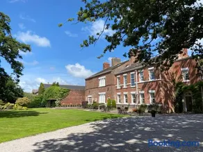 Singleton Lodge Country House Hotel - Image 3