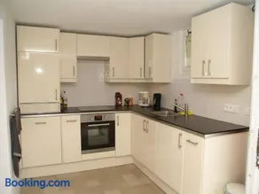 Apartment in Montbrun-les-Bains near forest - Image 3