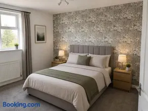 4 bedroom terrace house in desirable neighbour - Image 5