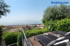 Villa Savi Lake View and Pool - Image 3