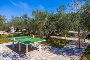 Villa Mariela in Korcula, heated pool - Image 4