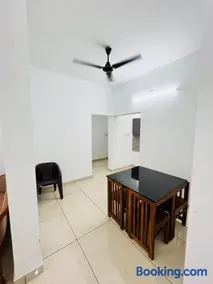 Harikrishna Apartments - Image 4