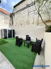 Cozy loft between zoo and castles - Image 3