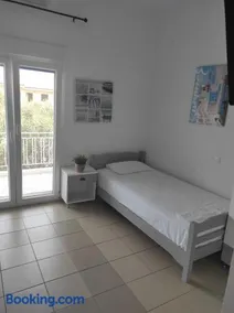 Noula Rooms - Image 5