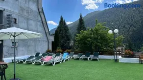 Estudio en Baqueira con piscina y parking - Image 2