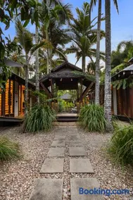 Port Douglas Tropical Private Retreat Home - Image 3