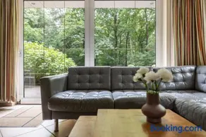 Bosvilla op privéterrein, zwembad, sauna &speeltuin, 16 pers Veluwe - Image 2