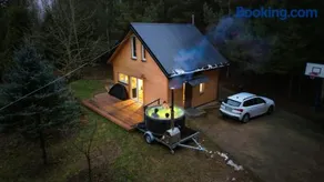 Domek w lesie nad stawem Sauna Balia Podlasie - Image 1