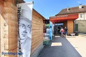Appartement au milieu des lacs, au bord du Guiers - Image 2