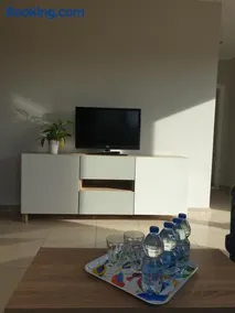 Apartament w zieleni do wynajęcia blisko jeziora - Image 2