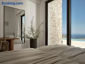 Design 3-bed Villa With Infinity Pool in Zakynthos - Image 2