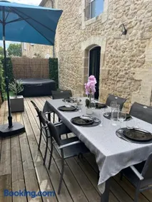 Maison élégante 100m2, jacuzzi privatif et jardin - Image 1