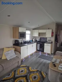 3 bedroom Caravan Craigtara - Image 5
