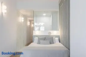 Designer apartment facing the sea - Image 2