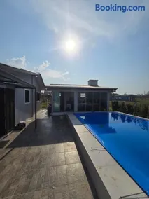 Casa Mar aos Pés - 50 metros da Praia - Image 1