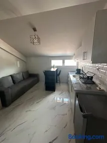 George apartment - Image 1