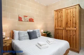 2BD Spacious Apartment with Front Terrace and Country Views - Gozo Island - Image 4