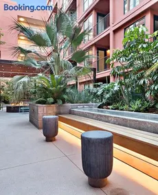 Prime Hollywood 2B2B - Huge Balcony and Living -Steps from Palladium - Image 4