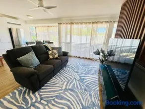 Carlton Lodge - Image 3