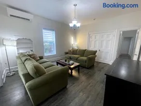 Wolfville Veranda Suite2 - Image 1