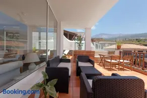 Superior C: private pool & concierge - Image 2