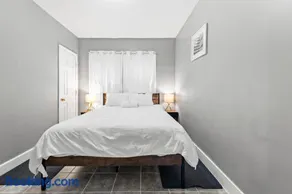 Sleeps 5 near ferry, train to Boston and downtown 3br apartment - Image 3