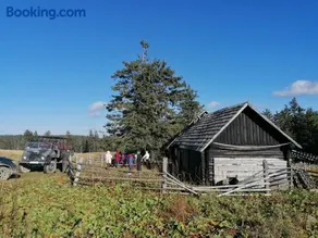 Four Season Komando - Image 2
