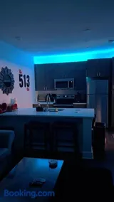 The 513 Flat! 1BR, 1Bath Apt with Pool and Riverfront View! Free Gated Parking! Only Steps from The banks & Stadiums! - Image 2