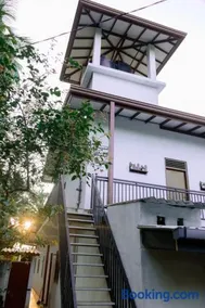 Dunitha Villa - Surrounded by Greenery - Image 1