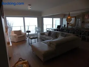Residentie Westend with frontal Sea View - Image 3