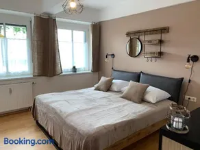 Sandra's Loft - Image 3