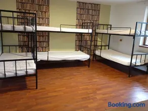 Central Rooms Craiova - Image 1
