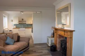 Grapevine Getaway - Image 2