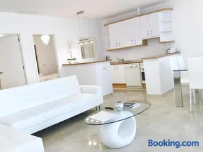 Vivaldi Boutique Suites Jardines del Mar - Image 4