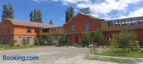 Sevan Backstage Garden - Image 2