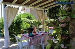 Comodo con giardino e patio - Image 3