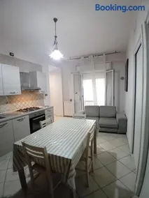 SA HOUSE - Image 3