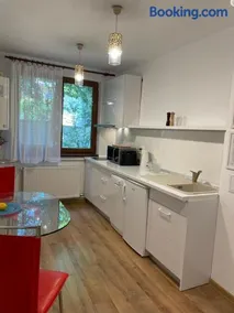 Peles Green Apartment&Piano - Image 3