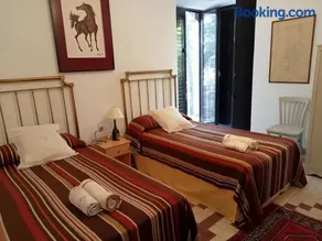 QUINTA ARENlLLAS Palacete en una finca privada de 7 hectáreas de pinar - Image 1